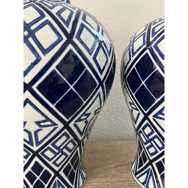 Vintage Aalia Navy Blue and White Geometric Porcelain Ginger Jar Table Lamps - a Pair For Sale In San Francisco - Image 6 of 18