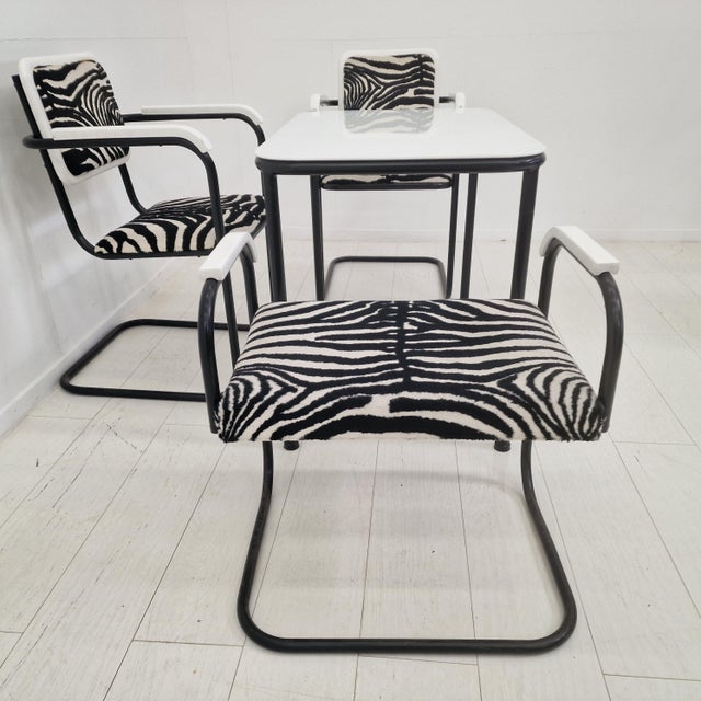 Bauhaus-Style Cantilever Dining Set in Steel, 1970s, Set of 4 For Sale - Image 4 of 18