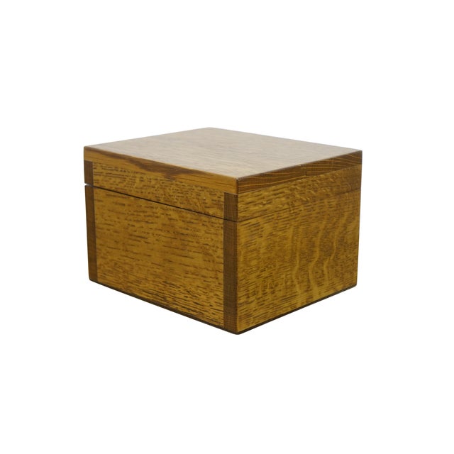 Mid-Century Modern Vintage Walt D Richard Quartered Oak Felt Lined Trinket Keepsake Box 7" For Sale - Image 3 of 13