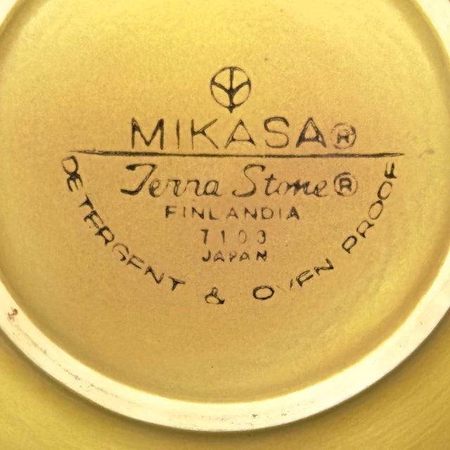 Vintage Mustard-Colored Baking Dish Curation - Group of 3 For Sale - Image 9 of 11