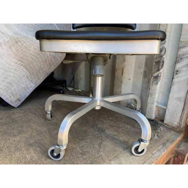 Pre Owned Emeco Navy Swivel Aluminum Desk Chair For Sale In Sacramento - Image 6 of 12