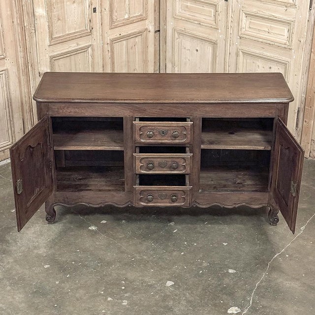 18th Century Country French Buffet ~ Credenza For Sale - Image 16 of 18