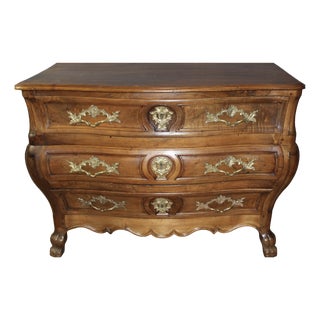 Bordeaux Style Walnut Commode, 18th-Century For Sale