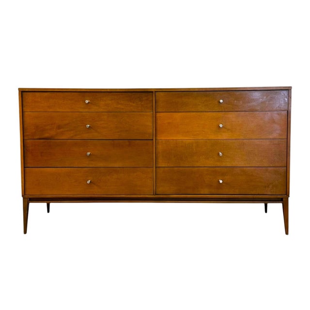 Mid-Century Modern Paul McCobb Planner Group 8-Drawer Dresser for Winchendon Furniture – Mid-Century Modern Solid Maple Lowboy Credenza . For Sale - Image 3 of 8
