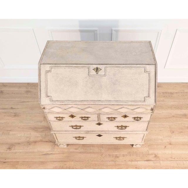 Off-white 19th-century Scandinavian bureau with exquisite carved detailing For Sale - Image 8 of 16