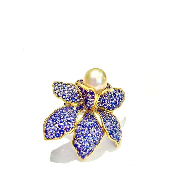 Bochic “Orient” Vintage Blue Sapphire & South Sea Pearl Ring - 18K Gold & Silver For Sale - Image 4 of 9