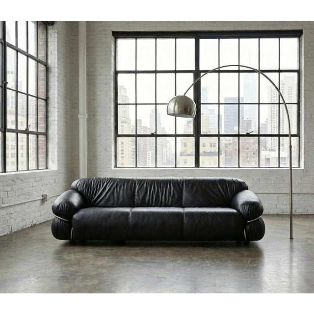First Edition Sesann Sofa in Leather attributed to Gianfranco Frattini for Cassina, 1972 For Sale - Image 3 of 6
