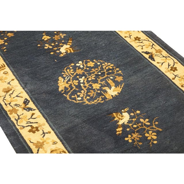Chinese 1920s Navy Floral Birds Medallion Antique Chinese Peking Knotted Wool Carpet Rug For Sale - Image 3 of 6