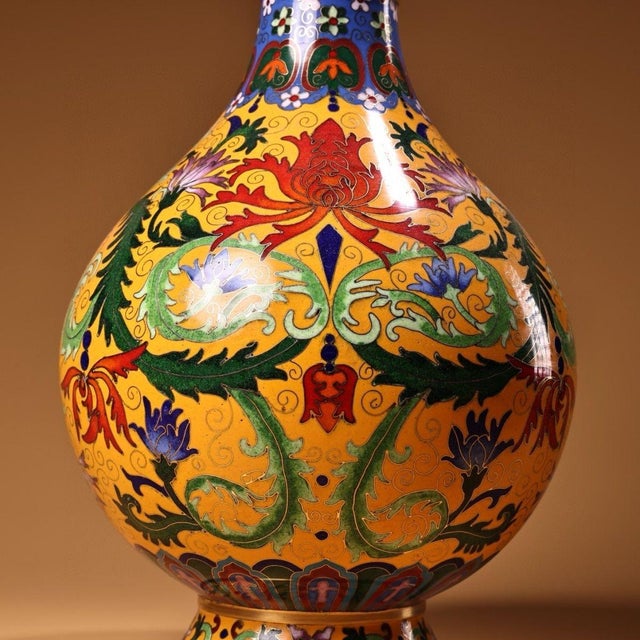 Vintage Chinese Gilt Copper Cloisonné "Garlic-Mouth" Floral Vase - 1360g For Sale - Image 4 of 10