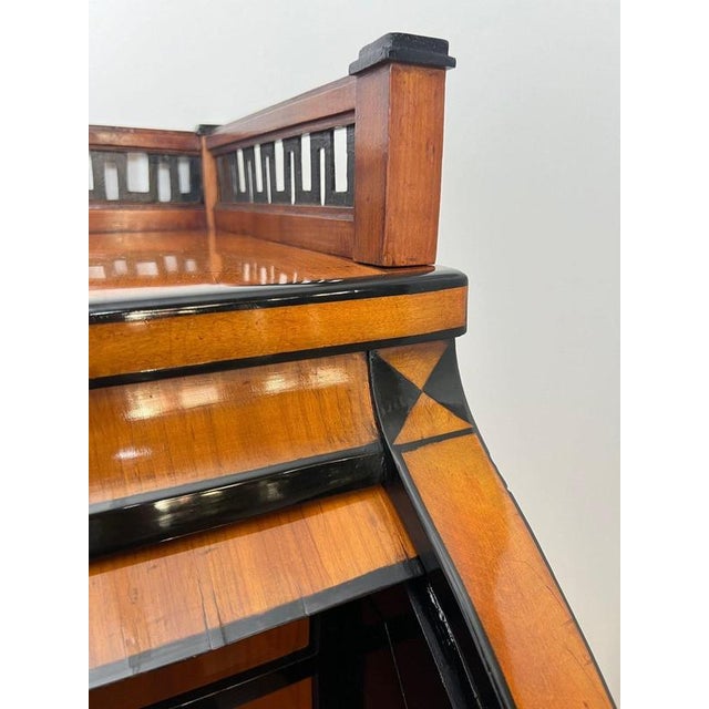 Roll-Top Desk in Cherry Veneer and Brass, 1820 For Sale - Image 14 of 18