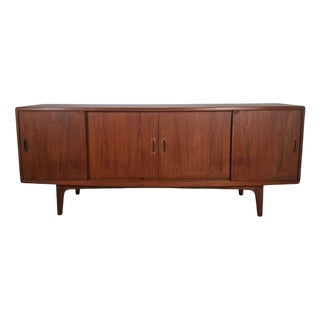 Mid-Century Danish Sideboard in Teak by H.P. Hansen, 1960s For Sale