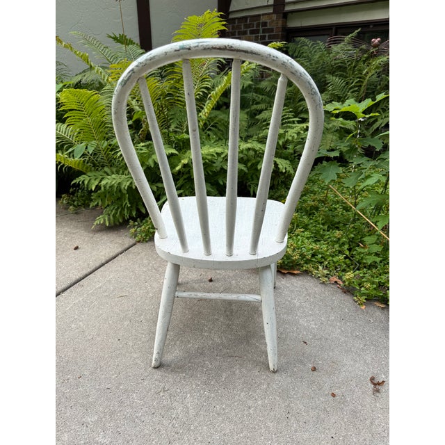 19th Century Antique Distressed White Hoop Back Windsor Side Chair For Sale - Image 4 of 9