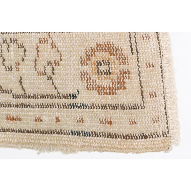 Mid 20th Century Beige Wool Floral Carpet For Sale - Image 6 of 10