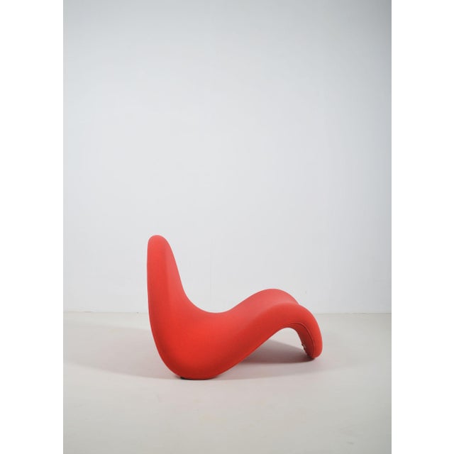 Vintage F577 Tongue armchair designed by Pierre Paulin in 1967. This beautiful red seat was manufactured by Artifort. The...