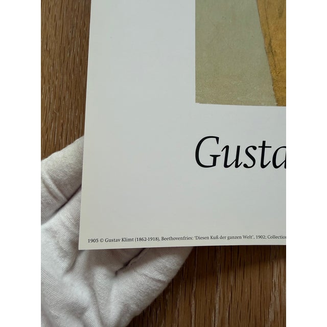 Gustav Klimt was a leading figure of the Vienna Secession, celebrated for his richly symbolic and decorative style. Diesen...