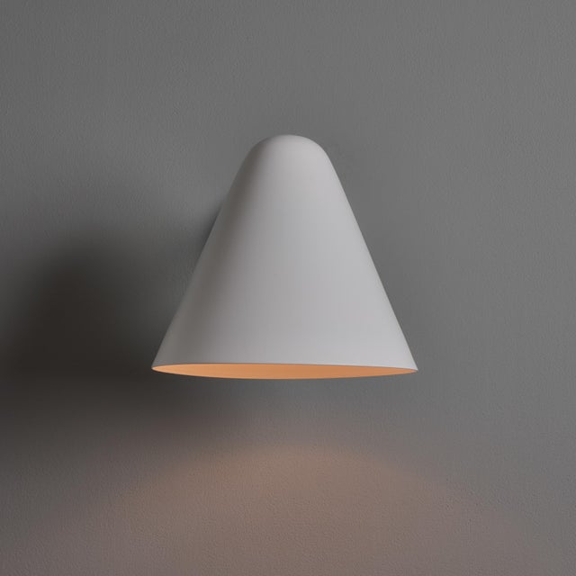 Jacques Biny Mid-Century Modern 'ZuZu' White Painted Brass Wall Sconce in the Style of Jacques Biny For Sale - Image 4 of 18