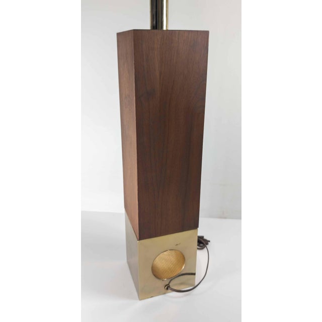 Mid-Century Modern Mid-Century Modern Walnut and Gilt Metal Table Lamp For Sale - Image 3 of 10