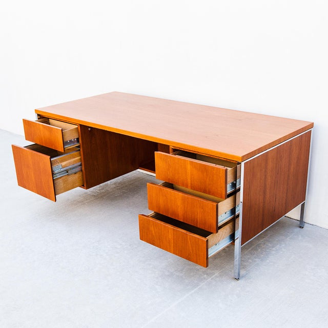Florence Knoll Vintage 1960s Mid Century Modern Teak & Chrome Executive Desk After Florence Knoll For Sale - Image 4 of 14