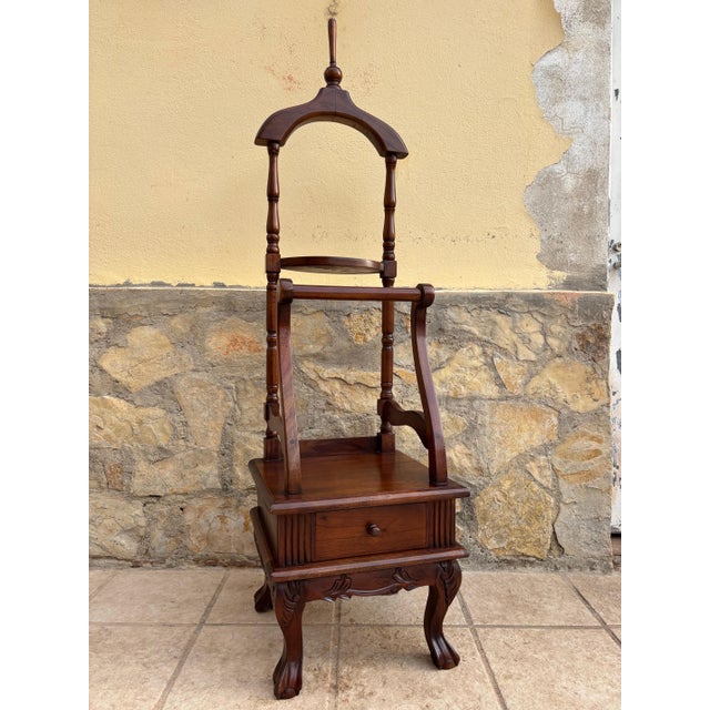 Antique English Chippendale Hardwood Valet Stand With One Drawer For Sale - Image 6 of 17