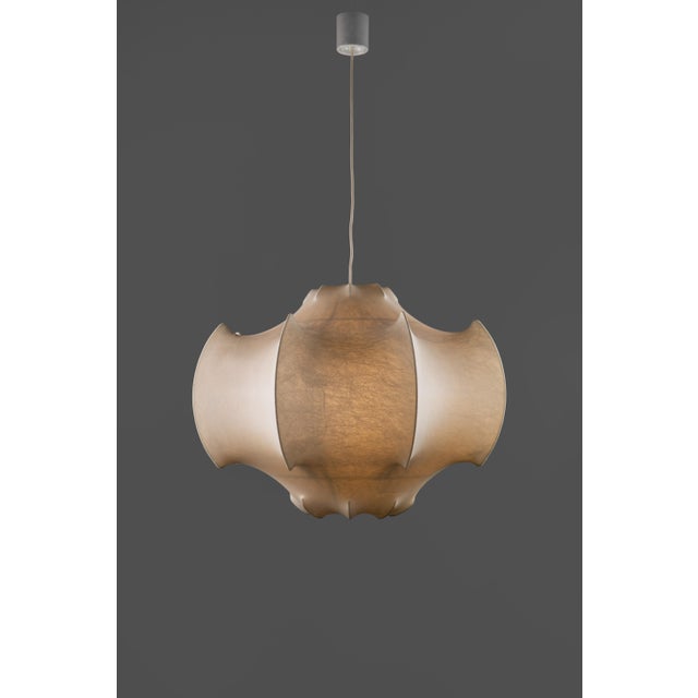 Mid-Century Modern Viscontea Cocoon Lamp in Resin by Achille & Pier Castiglioni for Flos, 1970s For Sale - Image 3 of 11