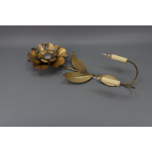 Mid-Century Modern Brass and Metal Flower-Shaped Twin Arm Sconce, France, 1950s For Sale - Image 14 of 18
