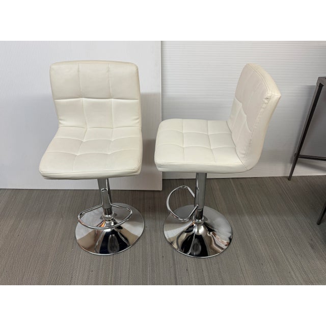 2010s Ashley Furniture Bellatier Bar Stools, Pair For Sale - Image 5 of 12