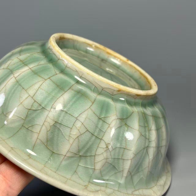 Mid 19th Century Longquan Celadon Lobed‑Form Bowl With Double‑Fish Relief and Crackle Glaze For Sale - Image 5 of 6