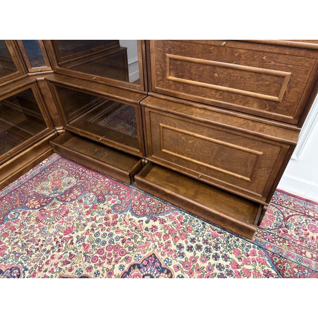 English Corner Bookcase in Burl Wood For Sale - Image 18 of 18