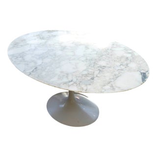 Tulip Table in Calacatta Marble by Eero Saarinen for Knoll, 1957 For Sale