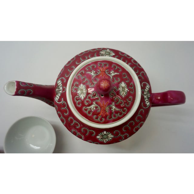 Chinoiserie Vintage 1980s Jingdezhen Rose Famille "Mun Shou" Longevity Porcelain Tea & Dining Set for Two - 7 Pieces For Sale - Image 3 of 12