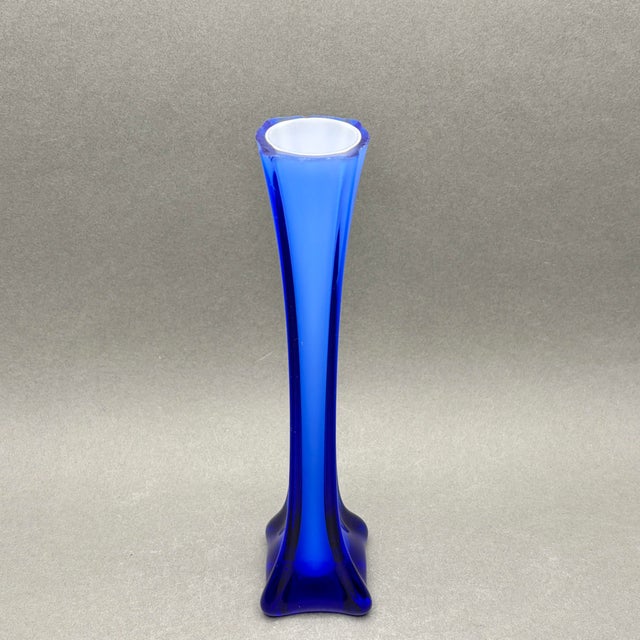 Vintage Mid Century Modern Cobalt Blue Cased Glass Bud Vase For Sale In New York - Image 6 of 8
