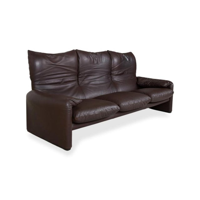 Cassina Maralunga Three-Seater Sofa in Leather from Cassina For Sale - Image 4 of 14