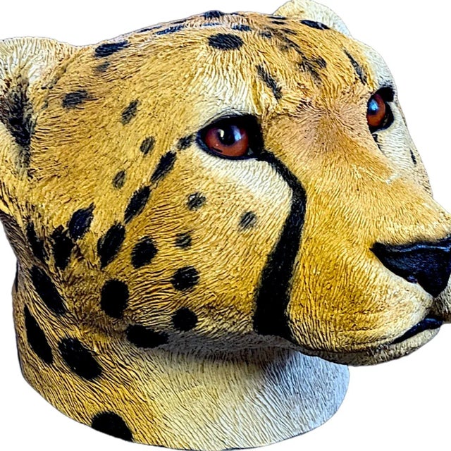 Figurative 1985 Lifesize Sandicast Cheetah Head Bust Made in the U S A For Sale - Image 3 of 8