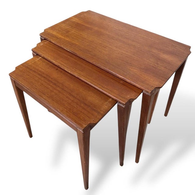 Brown Mid-Century Teak Nesting Tables from Richard Hornby, 1960s, Set of 3 For Sale - Image 8 of 9
