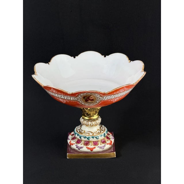 Neoclassical Porcelain Compote with Hand-Painted Portrait Medallions from Capodimonte, 1890s For Sale - Image 11 of 14