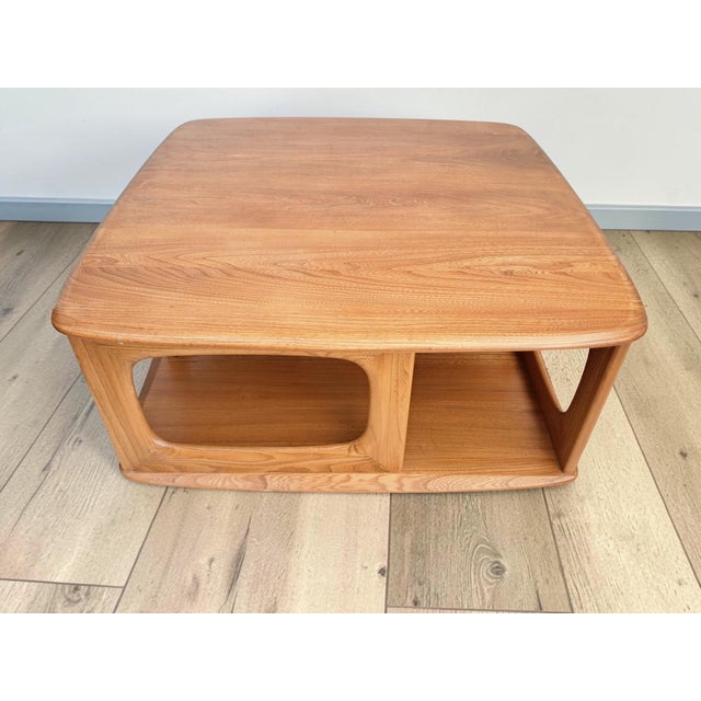 Wood Mid-Century Modern Pandora Coffee Table in Blonde Elm by Lucian Ercolani for Ercol, 1980s For Sale - Image 7 of 18