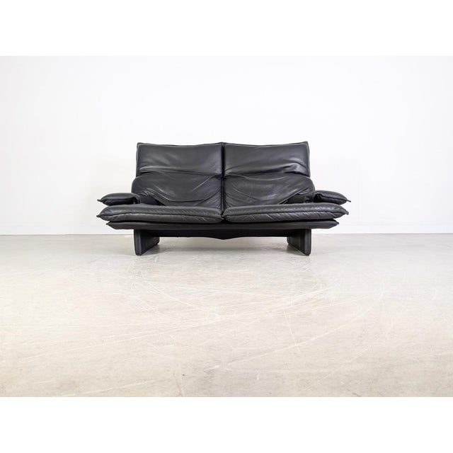 Mid-Century Modern Vintage Italian 3-Seater Sofa in Black Leather, 1980s For Sale - Image 3 of 18