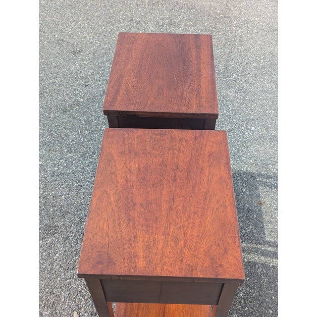Dixie Vintage Mid Century Federal Style Mahogany Tiered Bedside Table - A Pair For Sale - Image 10 of 10