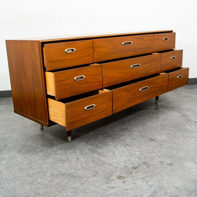Mid Century Modern Dresser Credenza Bp John Metal 9 Drawer Walnut Vintage MCM Nm For Sale - Image 11 of 12