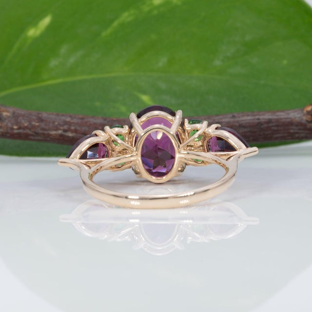 Purple 4.4Ct Purple Garnet Ring With Tsavorite Accents in Solid 14k Gold, 10x7.6mm For Sale - Image 8 of 9