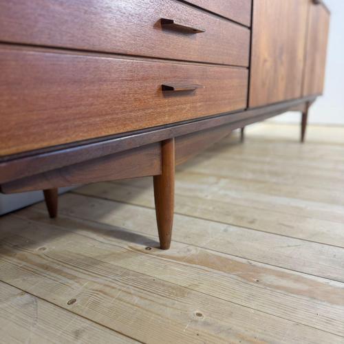 Vintage Sideboard in Teak For Sale - Image 5 of 10