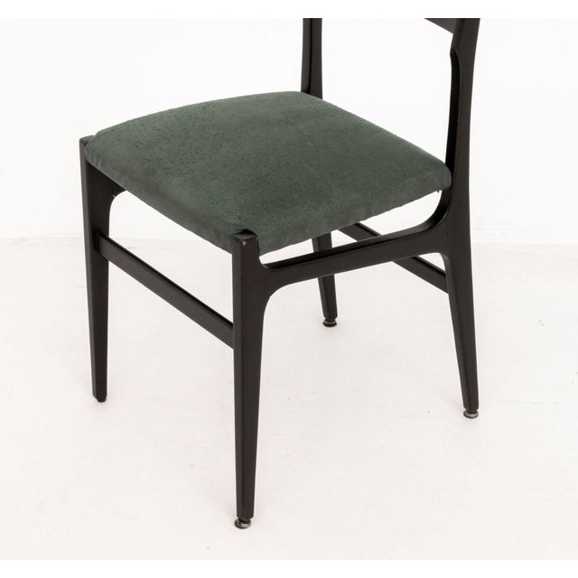 Set of 8 Gio Ponti for Cassina 646 Leggera Dining Chairs For Sale - Image 12 of 15