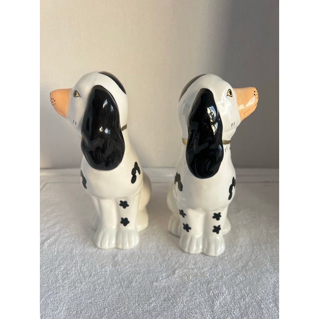 English Pair of 1990s Staffordshire Style Dog Statues Mantle Figurines Gold Chain Black White For Sale - Image 3 of 11