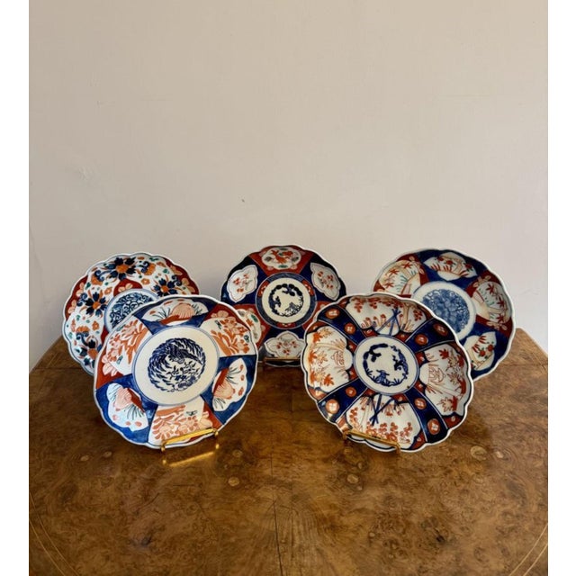 Antique Japanese Imari Plates, 1900, Set of 5, in Very Good conditions. Designed 1890 to 1919