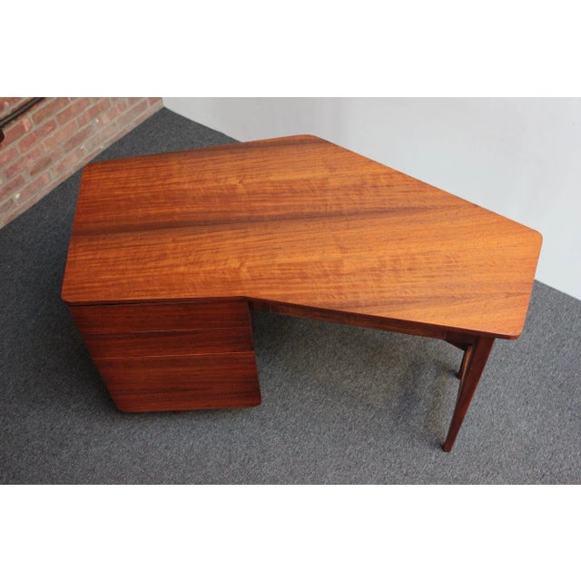 1950s Bertha Schaefer for Singer and Sons Italian Walnut Asymmetrical Desk For Sale - Image 5 of 13