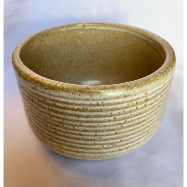 Mid 20th Century Zanesville Pottery Hand Thrown Ribbed Bowl For Sale - Image 4 of 8