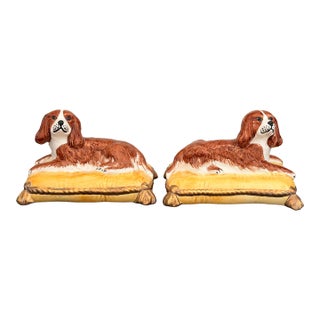 Pair of Italian Porcelain Cavalier King Charles Spaniel Figurines For Sale