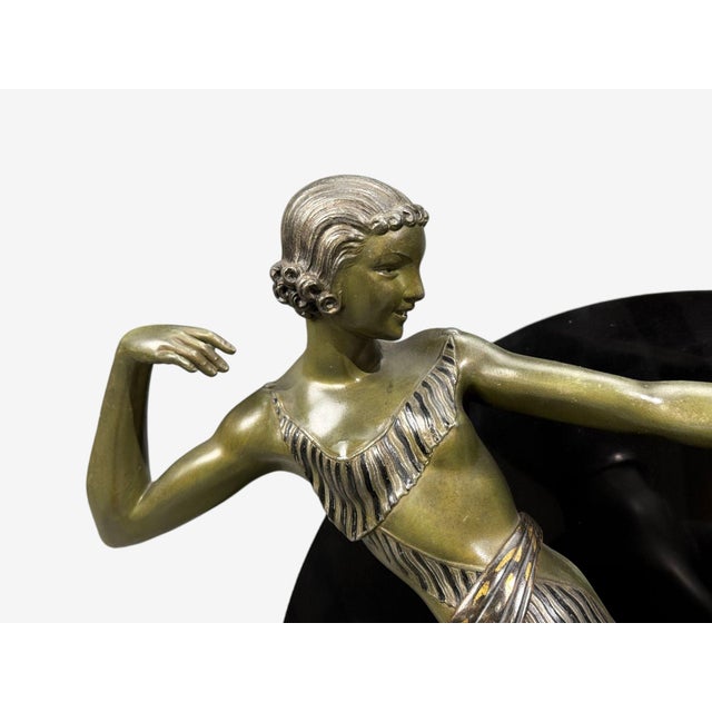 French Art Deco, Mantel Clock, Marble, Onyx, Gilt, France, 1930s For Sale - Image 4 of 10