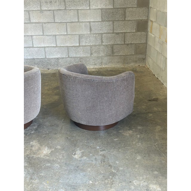 1970s Milo Baughman for Thayer Coggin Swivel and Tilt Chairs, Unmarked- A Pair For Sale - Image 13 of 18