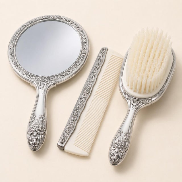 Florentine Neo-Rococo Italian Silver-Plated Vanity Set, 1980s, Set of 3, in Flawless conditions. Designed 1980 to 1989